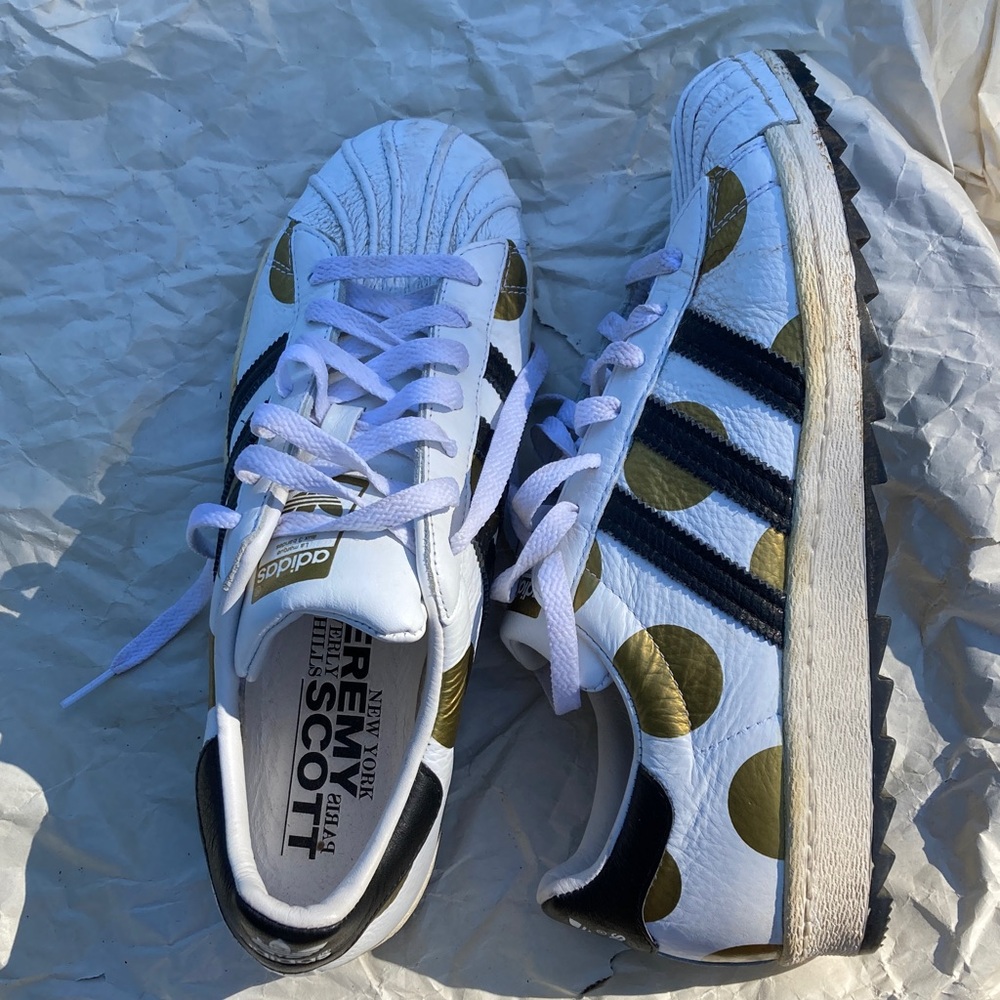 Adidas Jeremy Scott polka dot clamshell classic sneakers M 8.5 / W 10